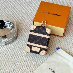 Louis Vuitton Key Chain YSK0001