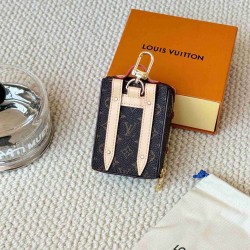 Louis Vuitton Key Chain YSK0001