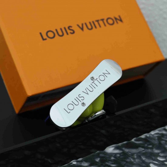 Louis Vuitton Key Chain YSK0012