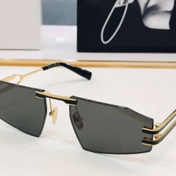 BALMAIN sunglasses