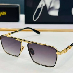 BALMAIN sunglasses