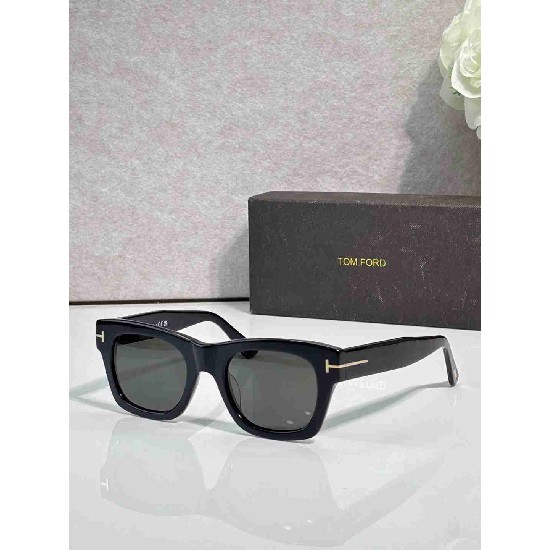 TOM   FORD sunglasses