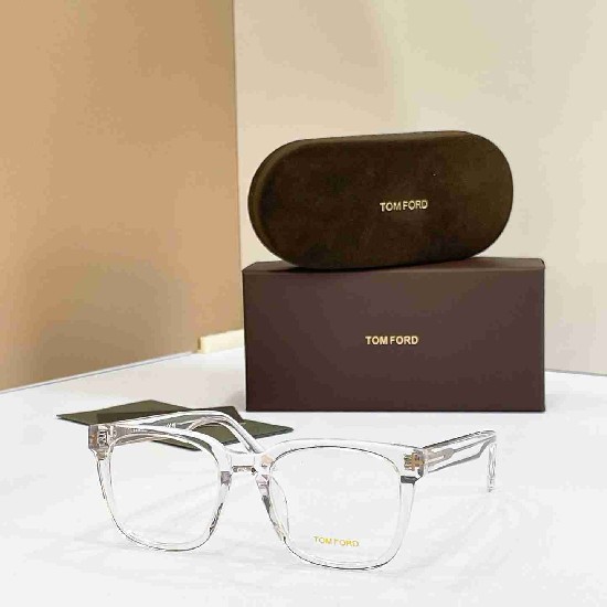TOM   FORD sunglasses