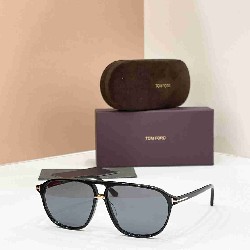 TOM   FORD sunglasses