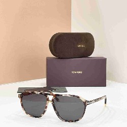 TOM   FORD sunglasses