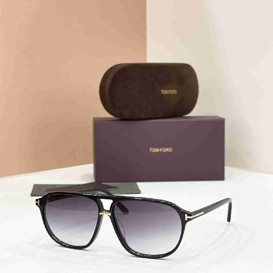 TOM   FORD sunglasses