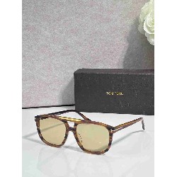 TOM   FORD sunglasses