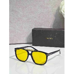 TOM   FORD sunglasses
