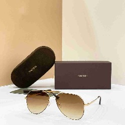 TOM   FORD sunglasses