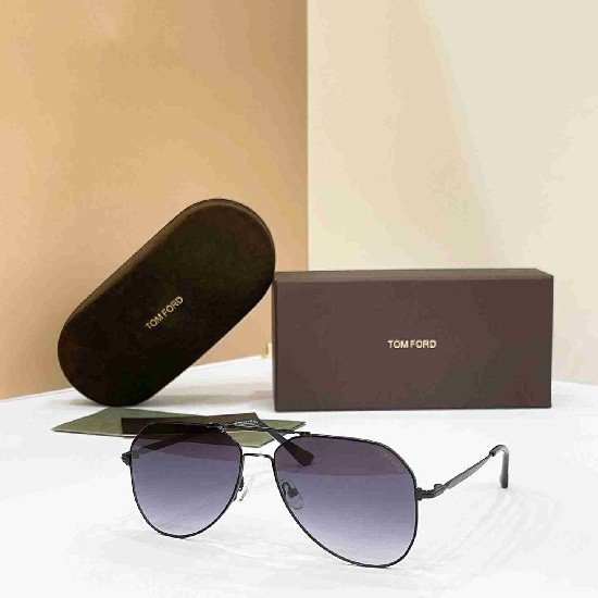 TOM   FORD sunglasses