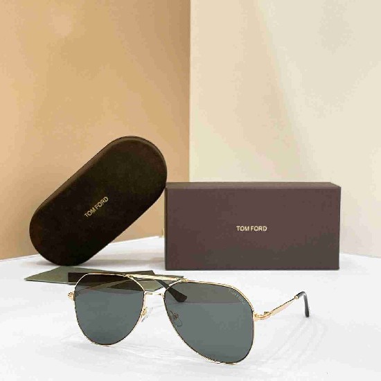 TOM   FORD sunglasses