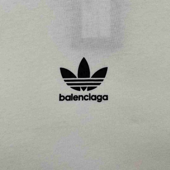 Balenciaga T-shirt BAY0020