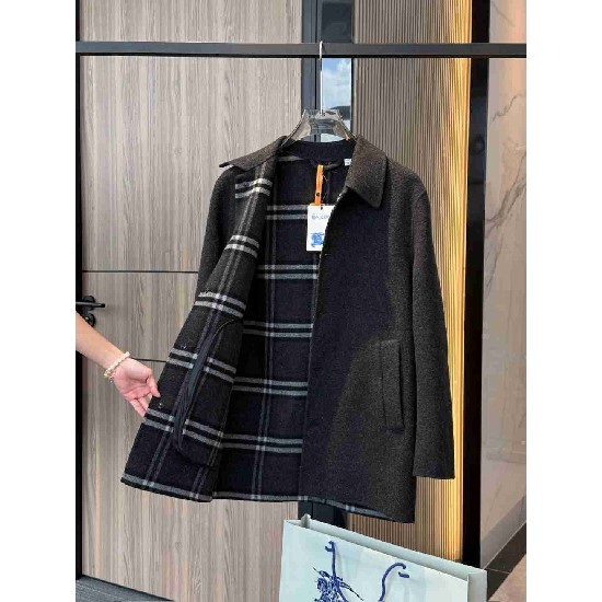 Burberry    Tops BUY0266
