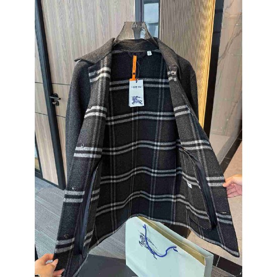 Burberry    Tops BUY0266
