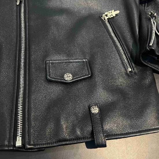 Chrome    Hearts  CH0100