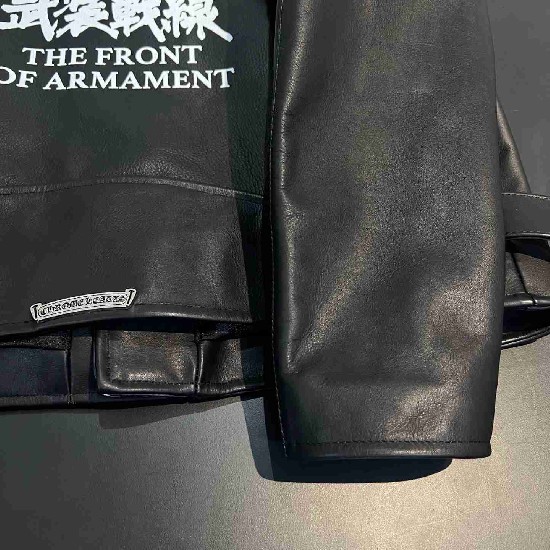 Chrome    Hearts  CH0102