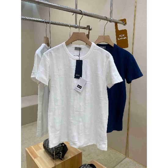 Dior       T Shirt DIY0384