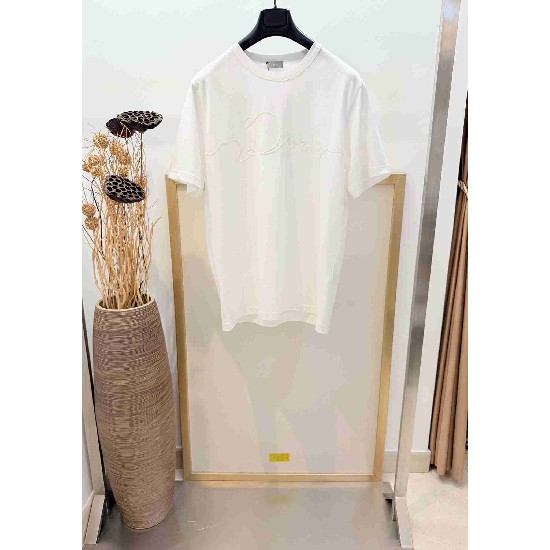 Dior       T Shirt DIY0388
