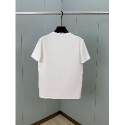 Fendi    T Shirt FEY0132