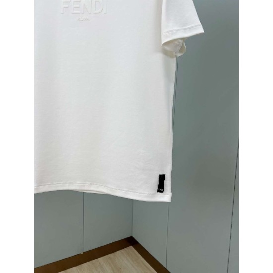 Fendi    T Shirt FEY0132