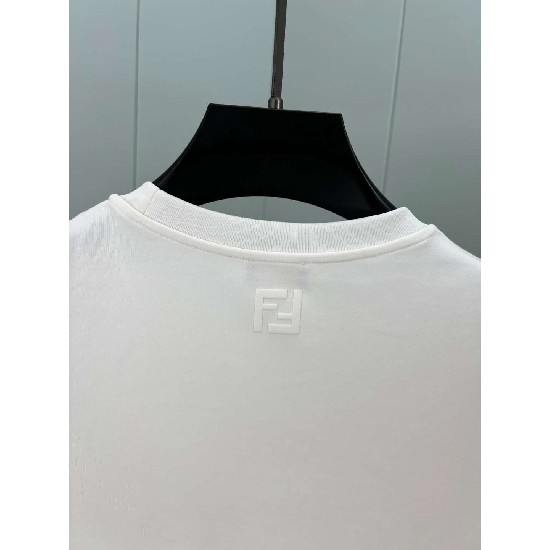 Fendi    T Shirt FEY0132