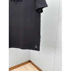 Fendi    T Shirt FEY0135