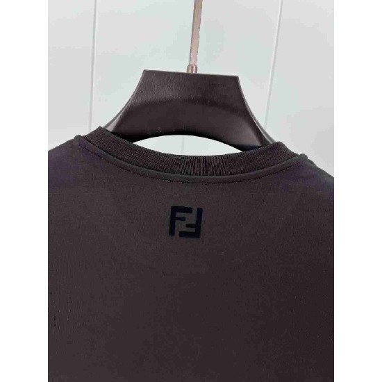 Fendi    T Shirt FEY0135