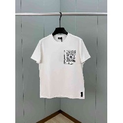 Fendi    T Shirt FEY0136