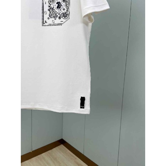 Fendi T Shirt FEY0136 Fendi T Shirt FEY0136