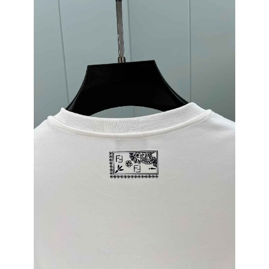 Fendi T Shirt FEY0136 Fendi T Shirt FEY0136