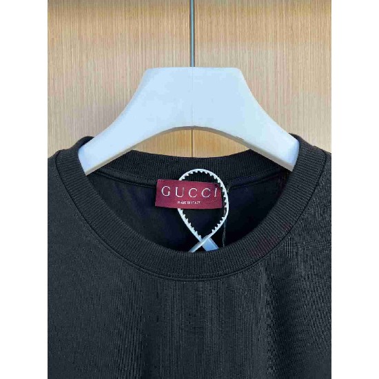 Gucci       T Shirt GUY0293