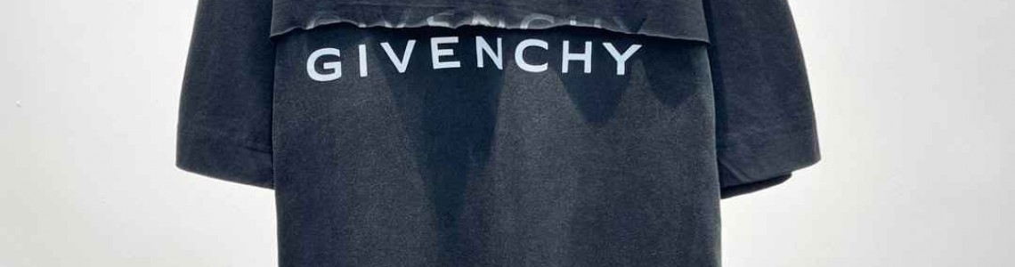 Givenchy T-shirt