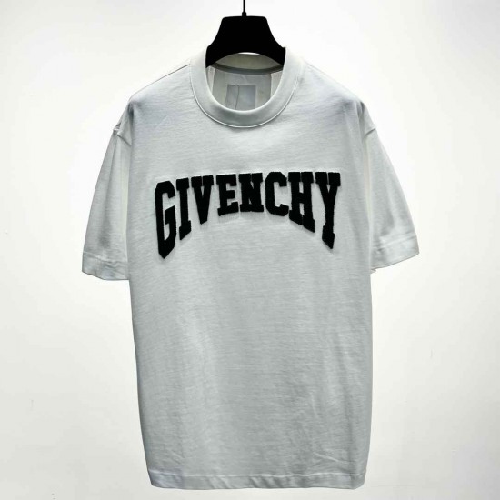 Givenchy T-shirt GVY0003