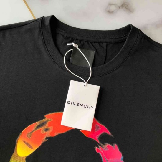 Givenchy T-shirt GVY0034