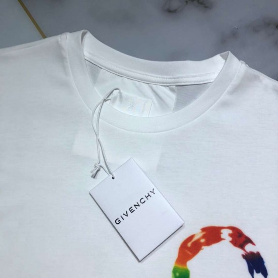 Givenchy T-shirt GVY0035