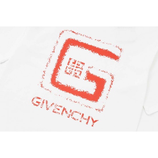 Givenchy T-shirt GVY0040