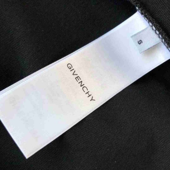 Givenchy T-shirt GVY0045