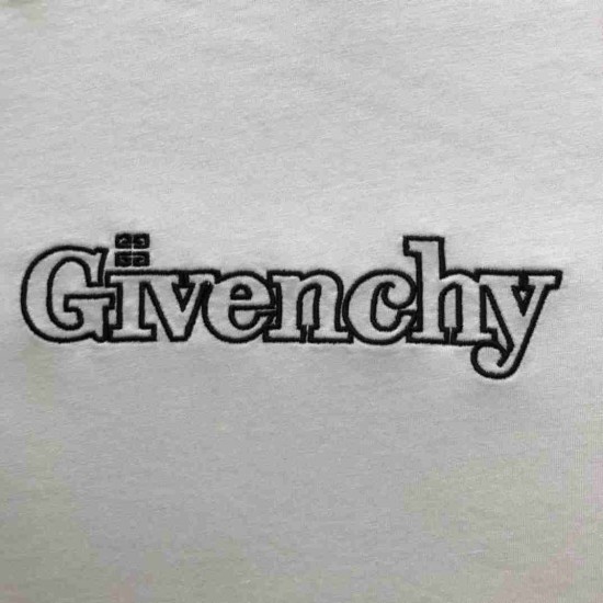 Givenchy T-shirt GVY0050