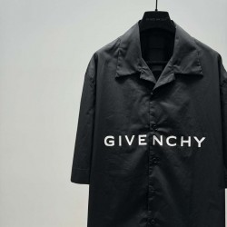 Givenchy T-shirt GVY0064