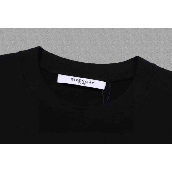 Givenchy  T-shirt GVY0076 (sale)