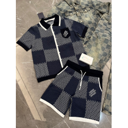 Louis     Vuitton Set LVY0499