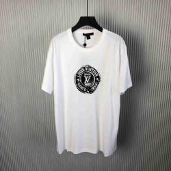 Louis       Vuitton T Shirt LVY0550