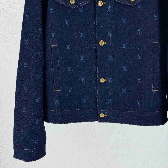 Louis          Vuitton Tops LVY0630