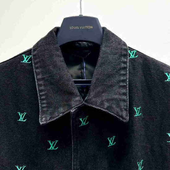 Louis          Vuitton Tops LVY0632