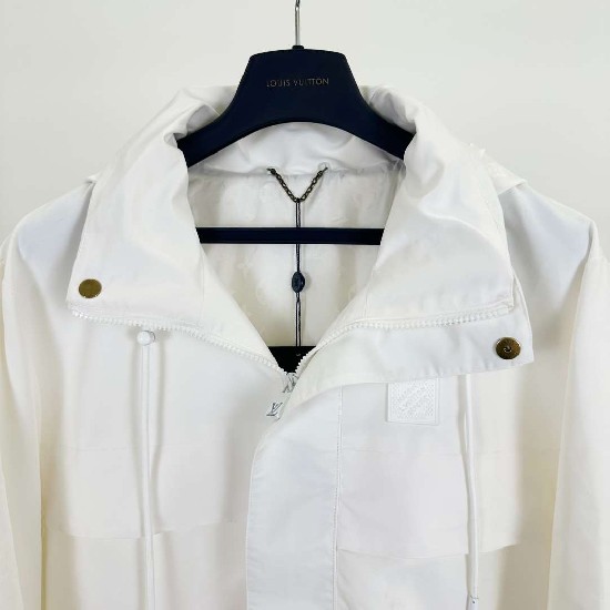 Louis          Vuitton Tops LVY0637