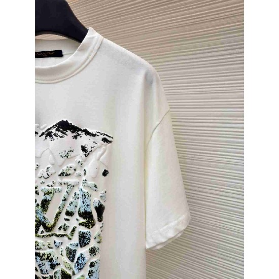 Louis            Vuitton T Shirt LVY0674 Louis            Vuitton T Shirt LVY0674