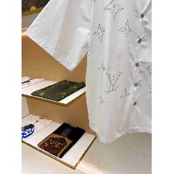 Louis            Vuitton T Shirt LVY0676