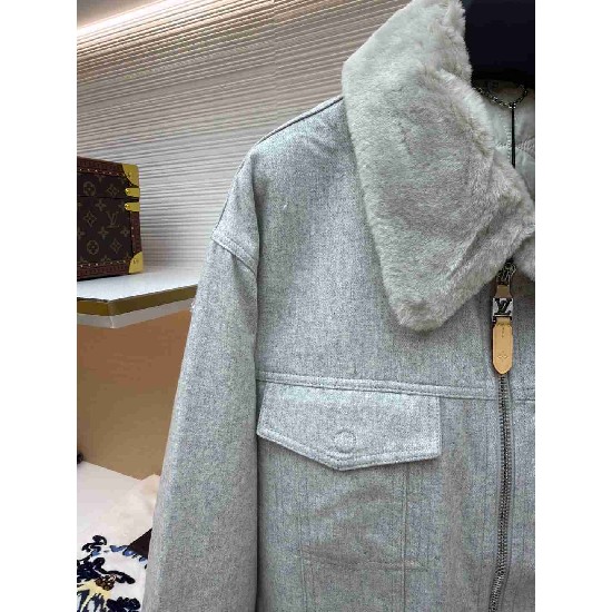 Louis            Vuitton Tops LVY0682 Louis            Vuitton Tops LVY0682