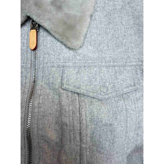 Louis            Vuitton Tops LVY0682 Louis            Vuitton Tops LVY0682