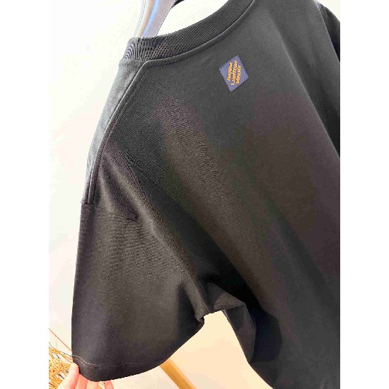 Louis             Vuitton T-shirt LVY0689